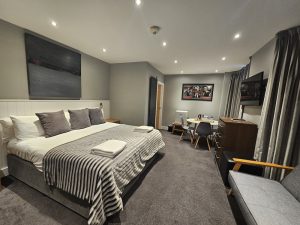 Carlton room
