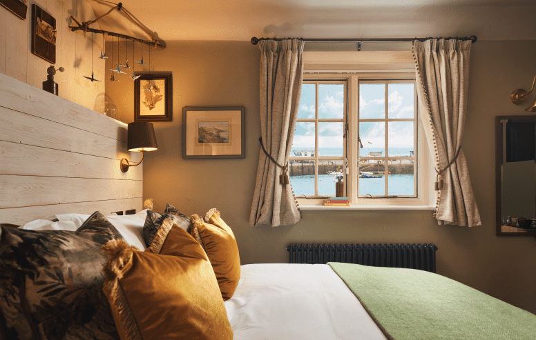 Rising Sun St Mawes Bedroom