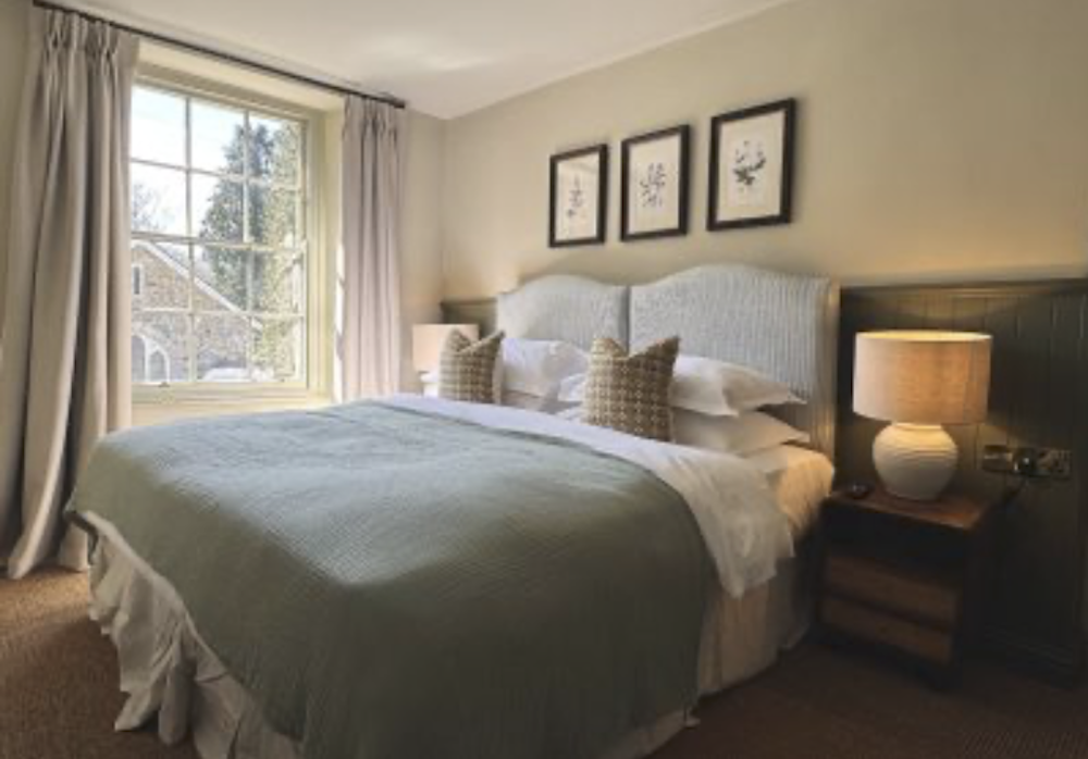 copley arms bedroom