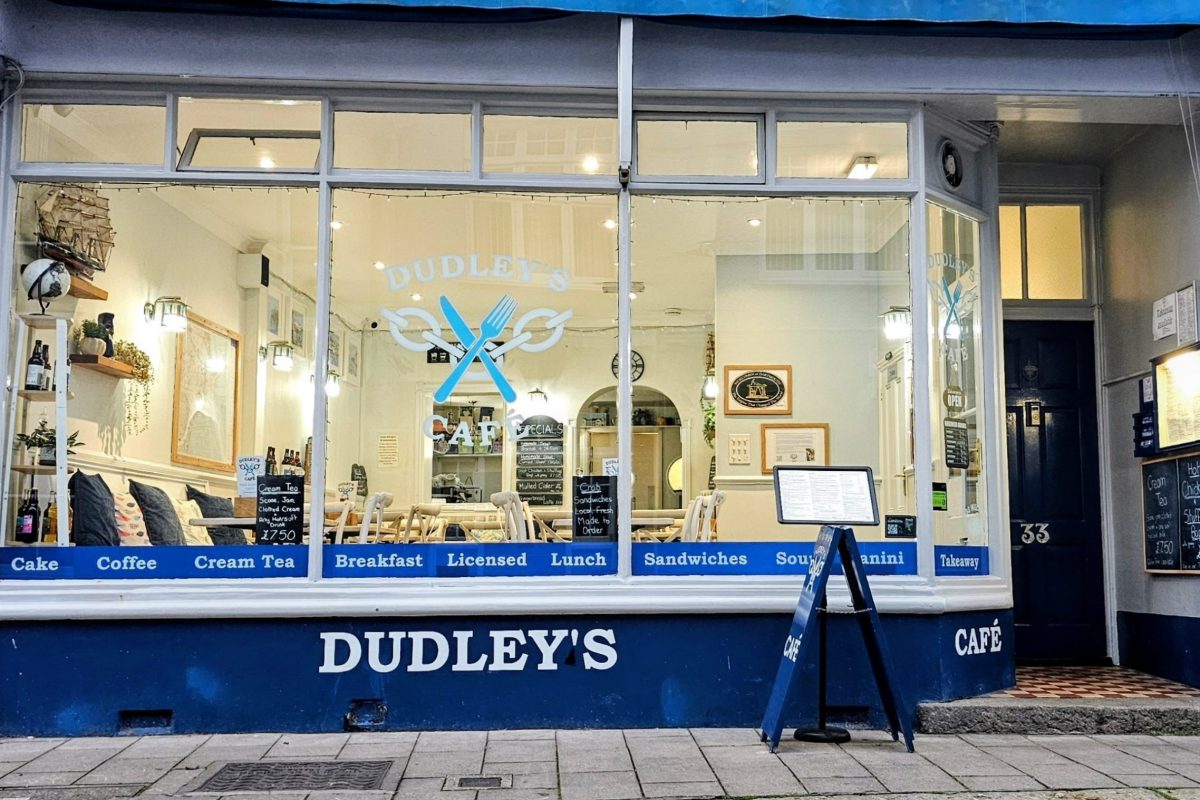 Dudleys Cafe Dartmouth