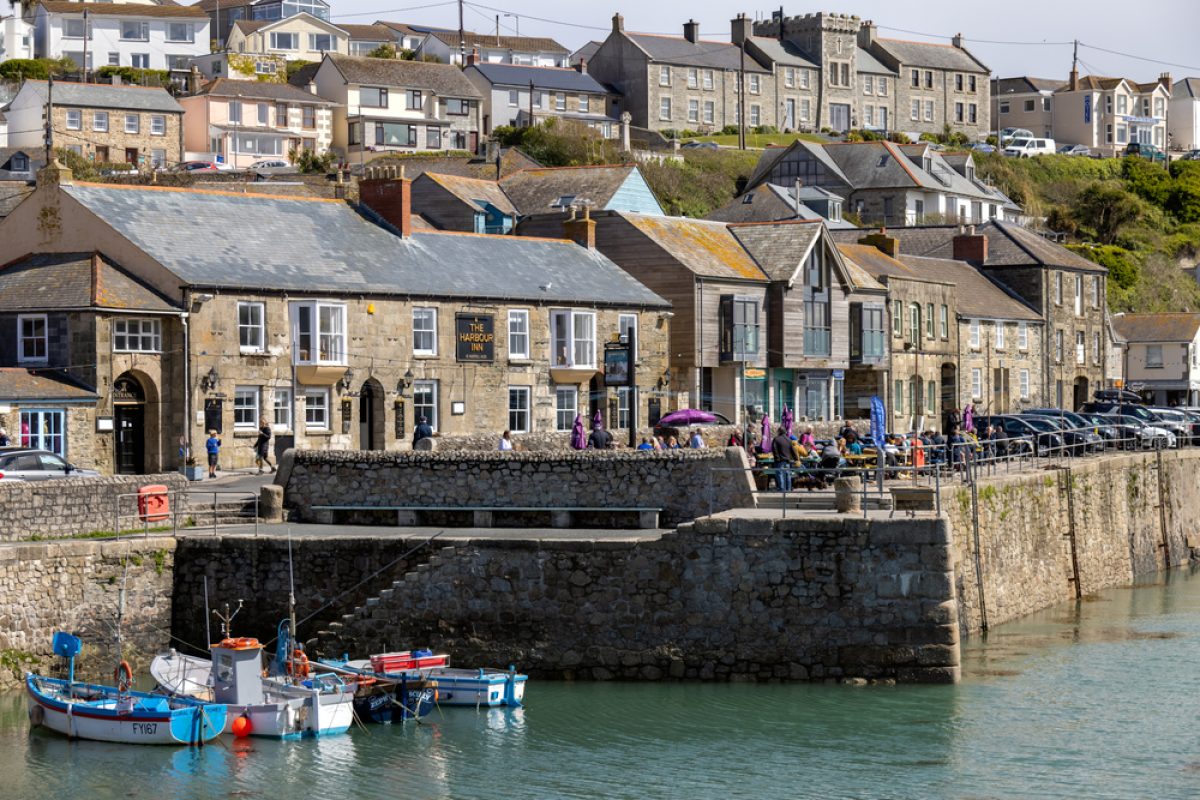 Porthleven,,Cornwall,,Uk,-,May,11,:,View,Of,The